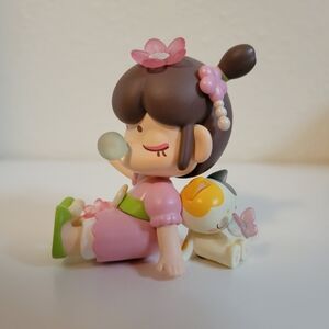 Rolife Nanci Having a Rest